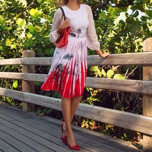 Beautiful Ted baker dress. Size 1. Excellent condition.